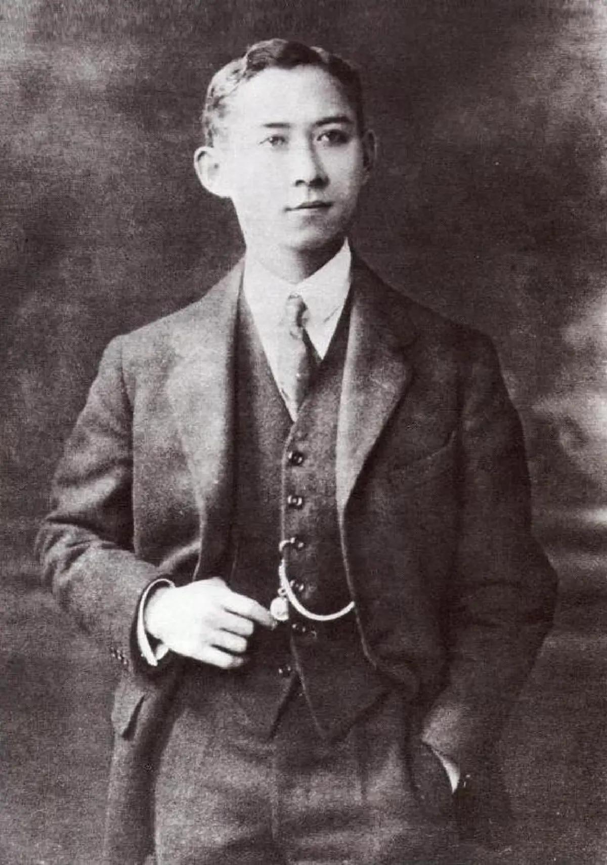 ทรงเป็นครูด้วยจิตวิญญาณ!! เรื่องเล่าจาก นักเรียนแพทย์ใน "สมเด็จพระบรมราชชนก" ที่อ่านแล้วจะรู้ว่า "ในหลวง ร.๙" ทรงงดงามเหมือนใคร ?!!