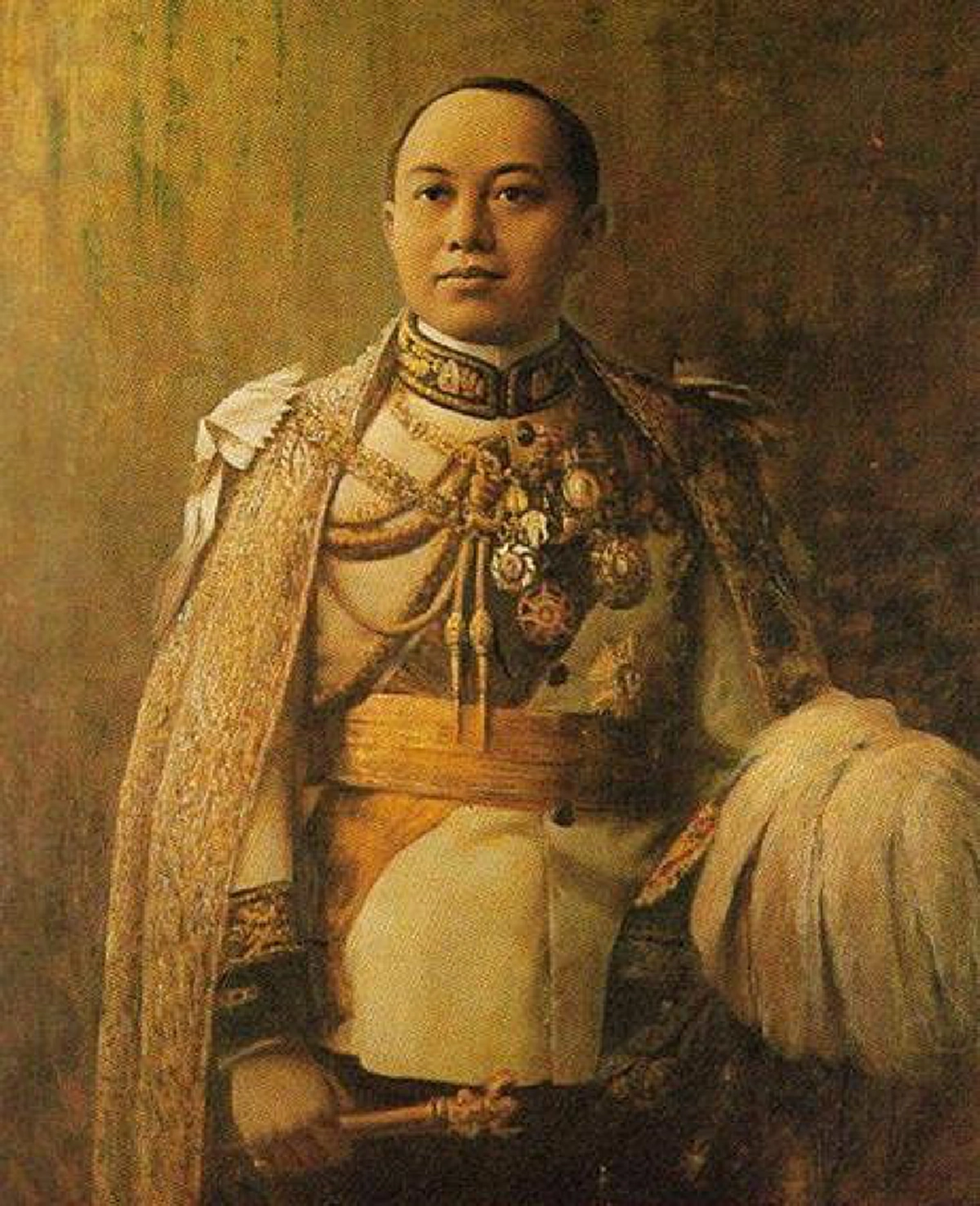 ใต้ร่มฉัตรจอมทัพไทย!! ๑๑๔ ปี "พระคฑาจอมพลองค์แรกแห่งสยาม" ในสมัย ร.๕ สู่ "พระคฑาจอมทัพภูมิพล" สมพระเกียรติ "พระมหากษัตริย์ไทย" #วันนี้ในอดีต