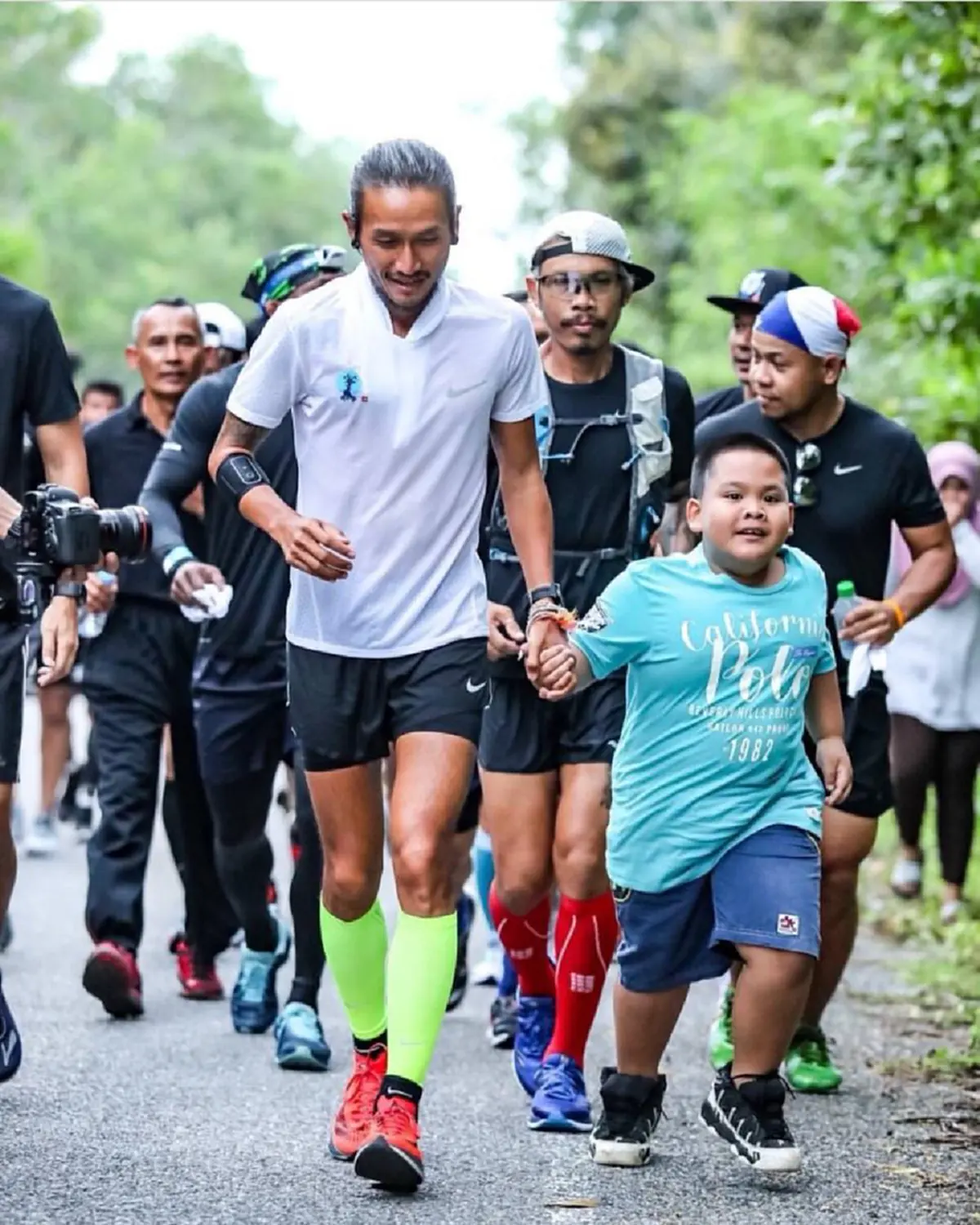 ปลื้มปริ่มแทน!!! เมื่อซุปตาร์ "อั้ม พัชราภา" เอ่ยปากฝากข้อความถึง "ตูน บอดี้สแลม" เดี๋ยวจะใส่ชุดวิ่งไปหา ทำชาวเน็ตกดไลค์รัวๆ!!! (มีคลิป)