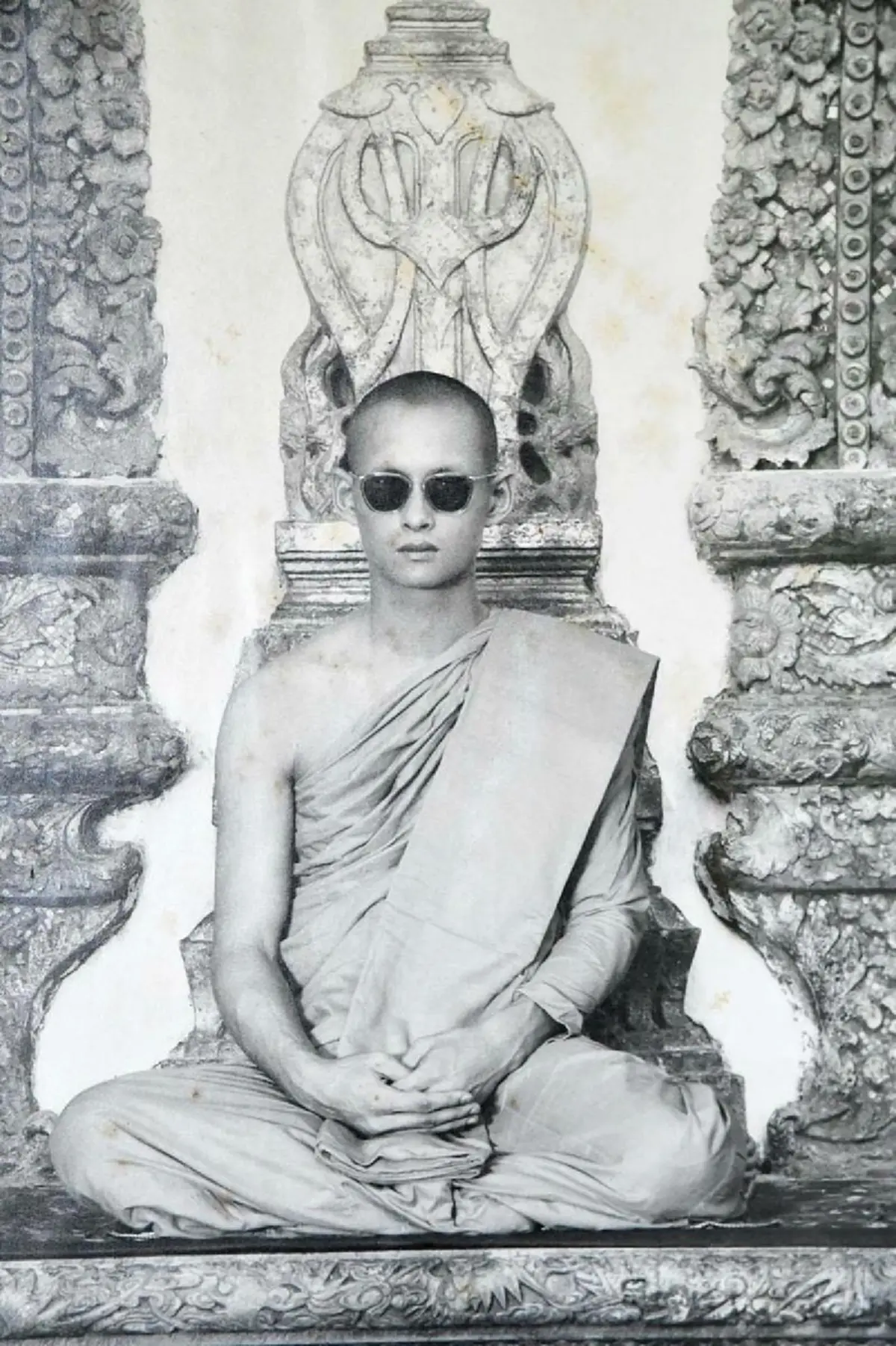 พระมหากษัตริย์ในใจไทยตลอดกาล “คนการเมือง ข้าราชการใต้เบื้องพระยุคลบาท”....รวมใจเขียนข้อความ อัพรูปภาพ นำเสนอกิจกรรมถวายพระราชกุศล