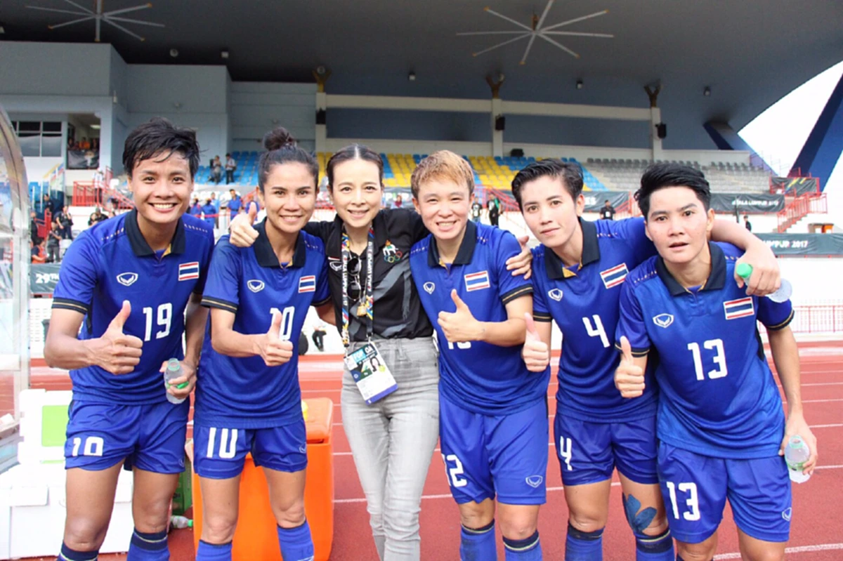 มาดามแป้งสุดปลื้ม ...แข้งสาวไทยผลงานเจ๋ง พร้อมอัดฉีดแน่หากคว้าแชมป์ซีเกมส์