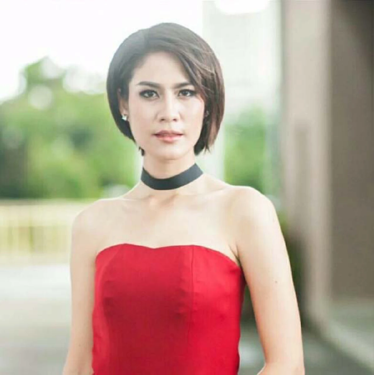 ปัง ปัง ! ตำรวจควบคุมฝูงชน ผ่านเข้ารอบสัมภาษณ์ มิสยูนิเวิร์ส ไทยแลนด์ 2017
