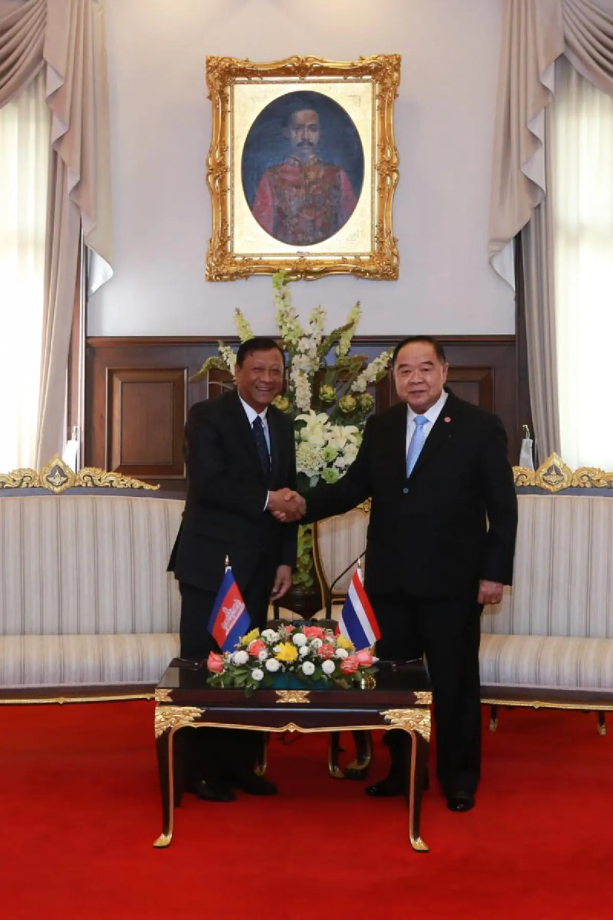 ประวิตรเผย “กัมพูชา-มาเลเซีย” เตรียมส่งตัวแก๊งคอลเซ็นเตอร์ 36 คน เครือข่ายเดียวกัน   ให้ไทยดำเนินคดีในสัปดาห์หน้า