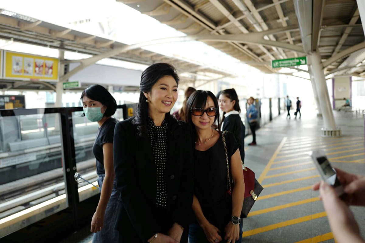 ยังไม่รู้ชะตากรรม!!! "ยิ่งลักษณ์" ตื่นเต้นขึ้น BTS ครั้งแรก ขณะวิษณุสั่งลุยเรียกค่าเสียหายจีทูจี หลังศาลยกคำร้องบุญทรง-พวก