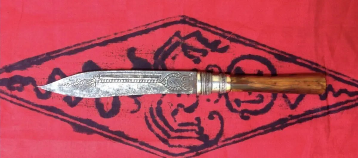 อัศจรรย์มากๆ..เมื่อสองพระเกจิดังพบกัน!! "หลวงพ่อจง อยุธยา" "หลวงพ่อเดิม นครสวรรค์" เจอนิมนต์ให้ขึ้นยอดฉัตรไม้ไผ่..