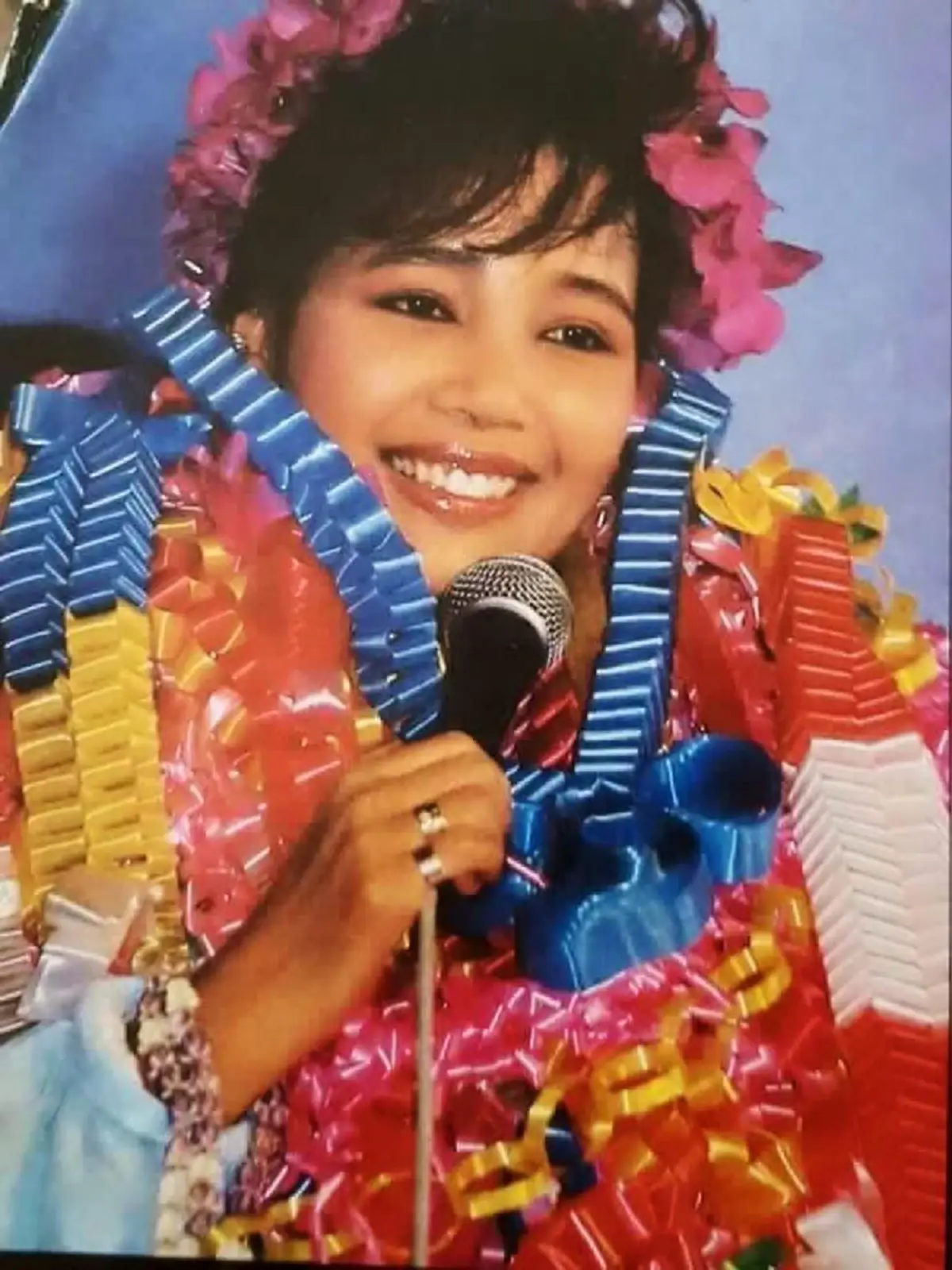 อาถรรพ์สุด!!! หุ่นขี้ผึ้งราชินีเพลงลูกทุ่ง"พุ่มพวง" อธิษฐานสิ่งใดได้สมปรารถนา. ไม่เชื่ออย่าลบหลู่