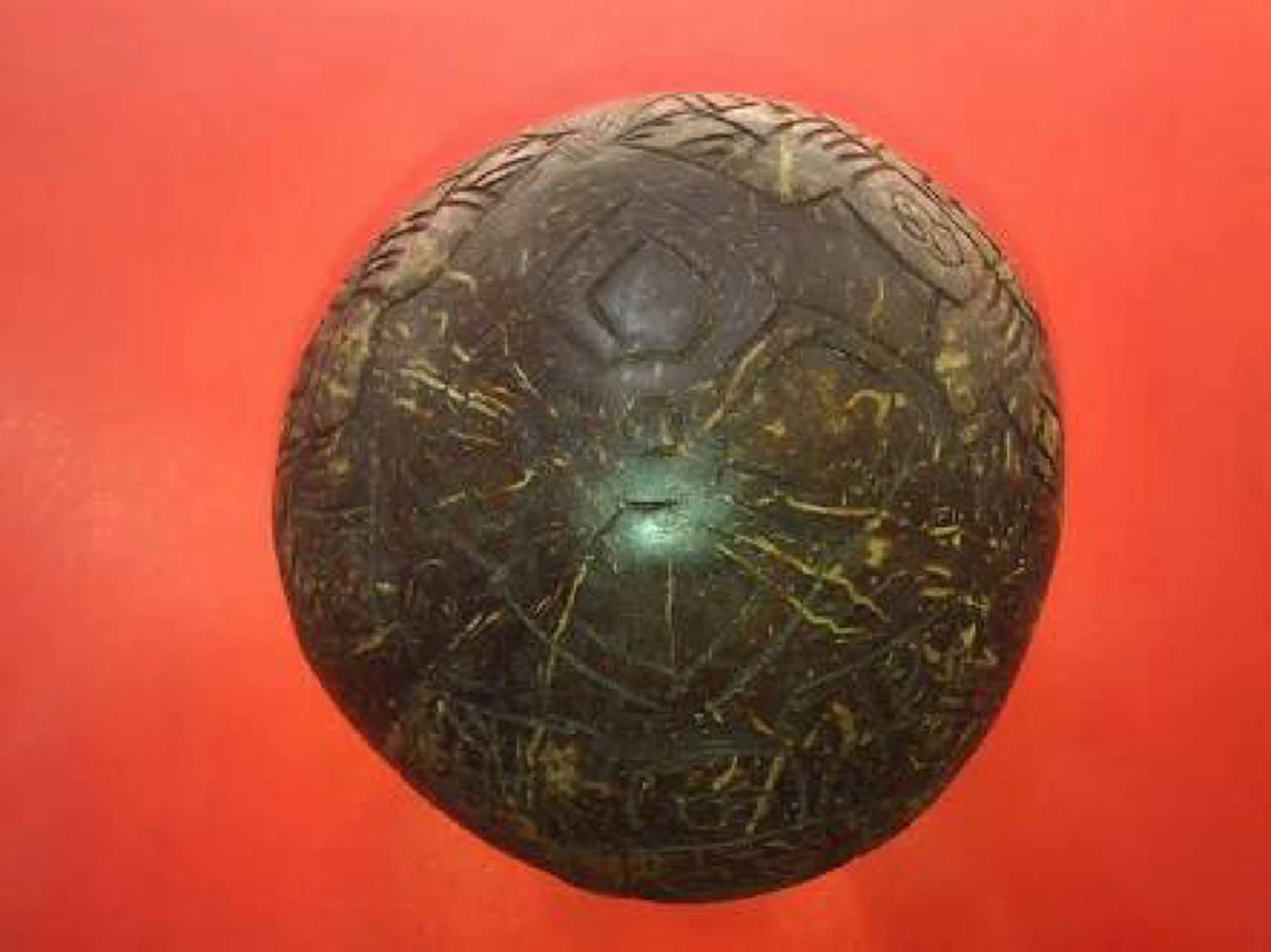 อาถรรพ์!!  "กะลามหาอุตม์"(กะลาไม่มีตา) จากธรรมชาติ เป็นของทนสิทธิ์!!.. สุดขลัง คุ้มกันภัยให้โชคลาภ...หายากสุด. (รายละเอียด)