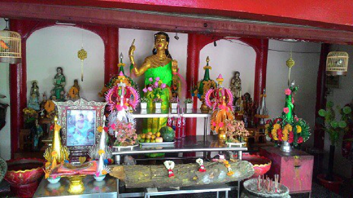 เฮี้ยนสุด! มนต์อาถรรพ์"เจ้าแม่กาหลง" ศรัทธาแห่งความเชื่อ! อธิษฐานสิ่งใดได้สมปรารถนา...สาวแก่ แม่ม่าย อกหักรักคุดช่วยได้หมด!?