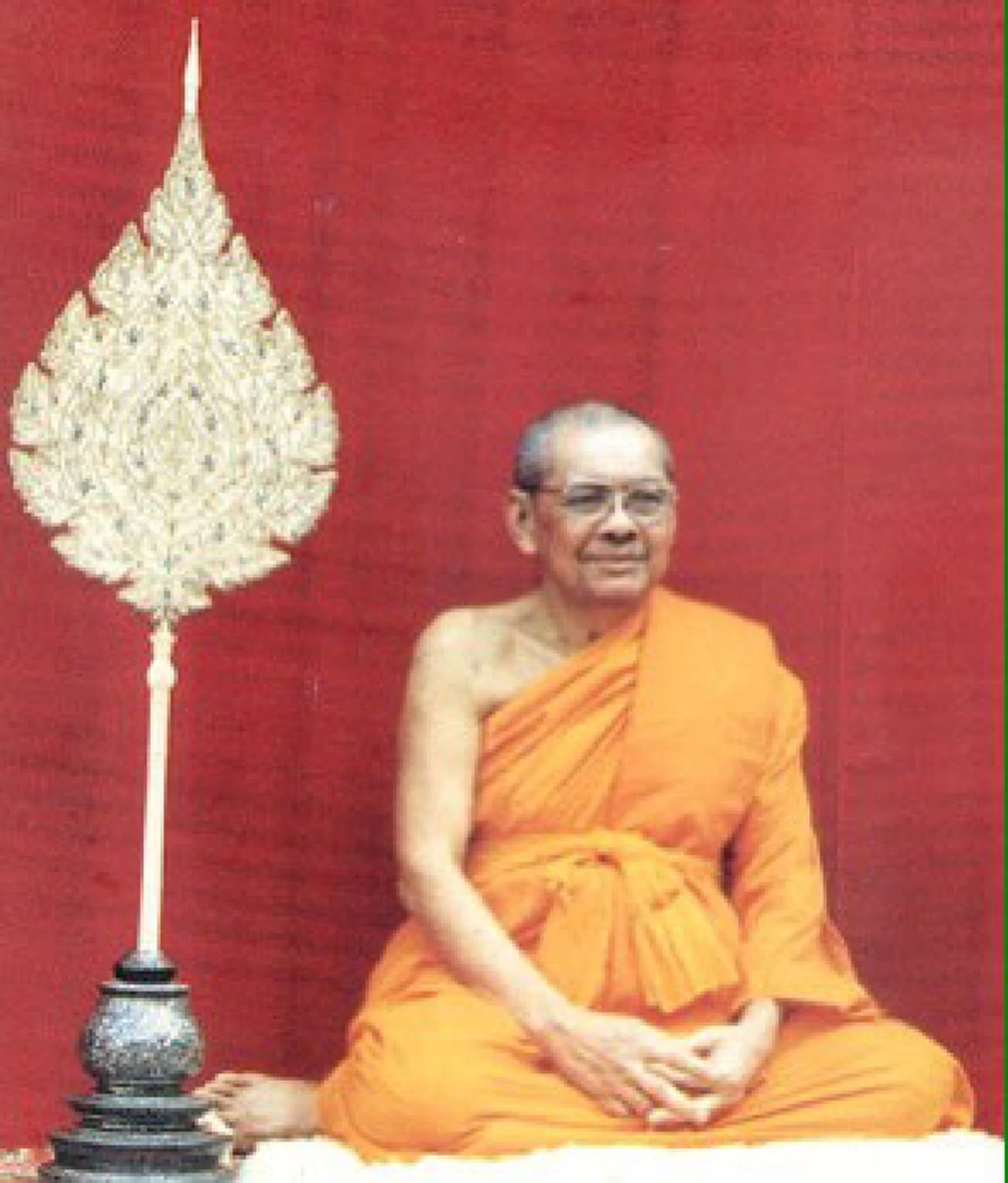 อยากเห็นผี..ไม่ยาก "หลวงพ่อฤาษีลิงดำ วัดท่าซุง" ท่านบอกไว้ แค่ท่องคาถา ๔ ตัวเท่านั้นเอง..แต่ใจต้องแข็งพอ..หากกลัว ไม่แนะนำ.