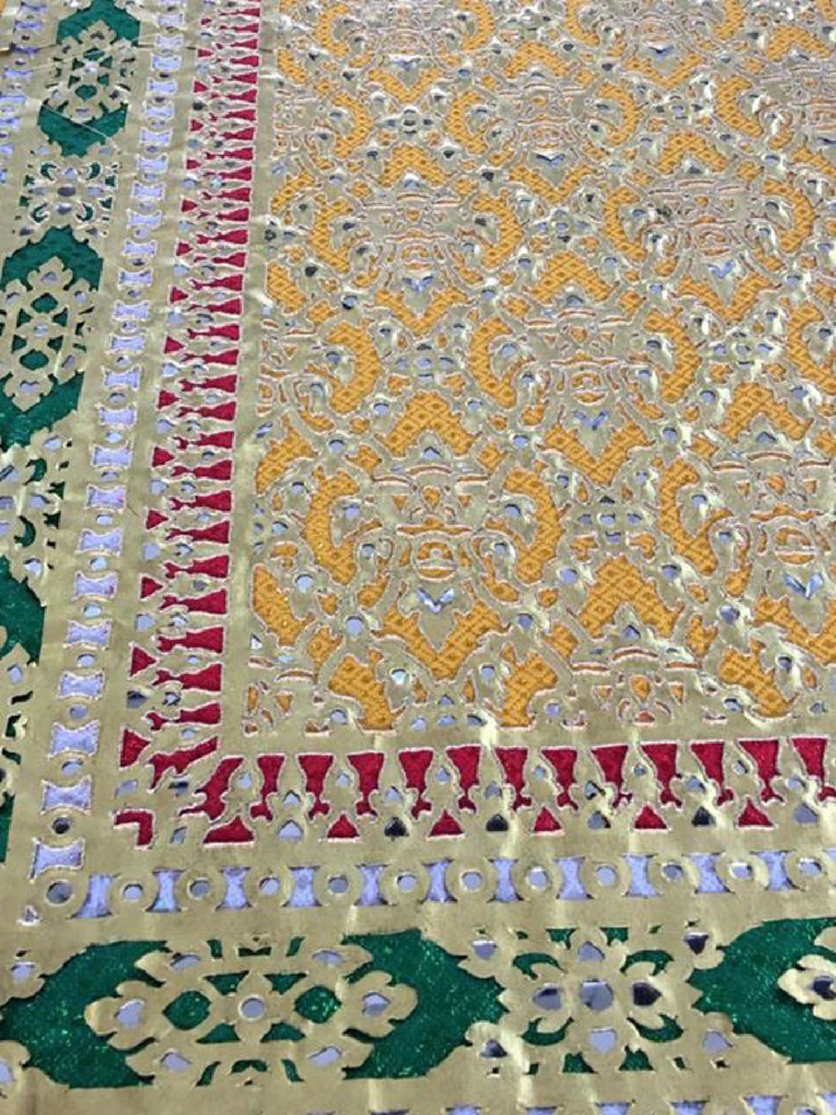 งานประณีตศิลป์ !!!! "ทองแผ่นลวด"  ส่งผ่านด้วยหัวใจแห่งความจงรักภักดี ด้วยฝีมืออันประณีต เพื่อ "ในหลวงรัชกาลที่9"