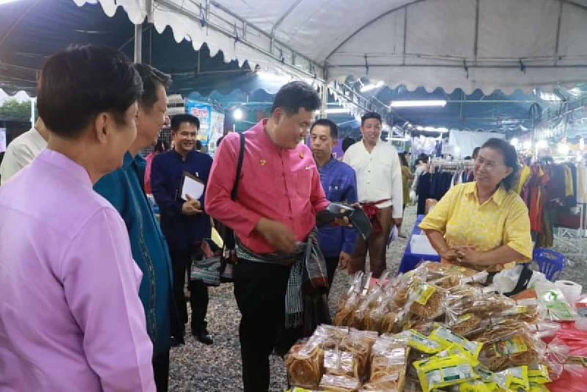 สถ.เปิดตลาดประชารัฐ ท้องถิ่นสุขใจสัญจร ครั้งที่ 2 ตะลุยเมืองกาญฯ "สุดยอดของดีวิถีท้องถิ่น มหกรรมอาหาร" ชวนอุดหนุนสินค้าท้องถิ่น 4 -6 พ.ค.นี้