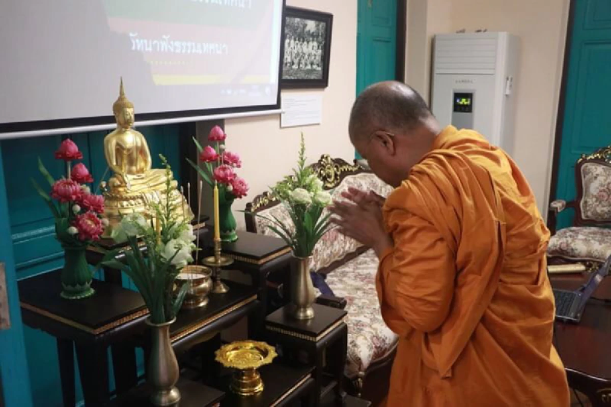 กรมส่งเสริมการปกครองท้องถิ่น ร่วมถวายภัตตาหารเพลและฟังธรรมเทศนา ในโครงการเปิดอาคารสุวัทนา