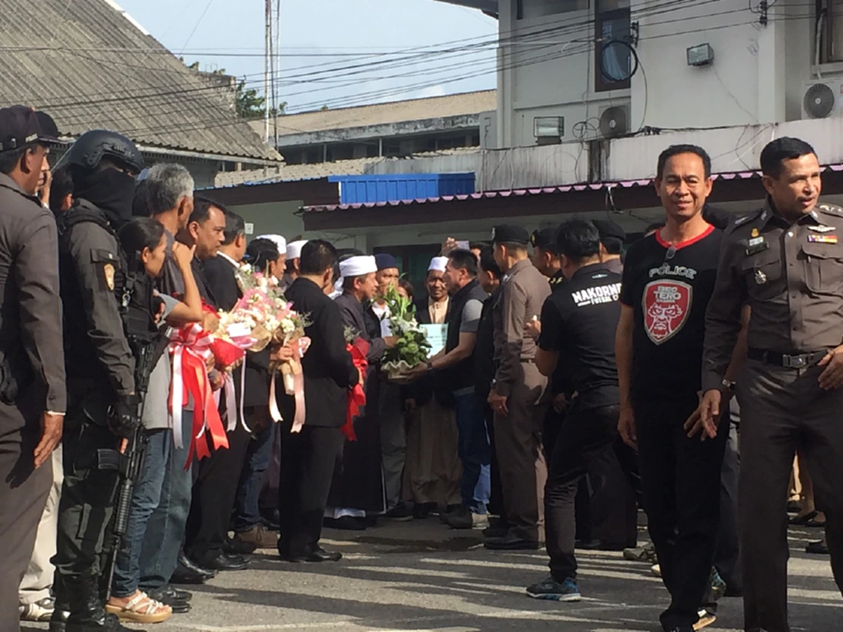 ส่งตรง จากพื้นที่ !!! "จรีย์ พ่อตาผู้ใหญ่"  ขอบคุณ "ผบ.ตร." ย้ำชัดสาเหตุฆาตกรรมโหด มีปัญหานี้เกี่ยวข้อง (มีคลิป)