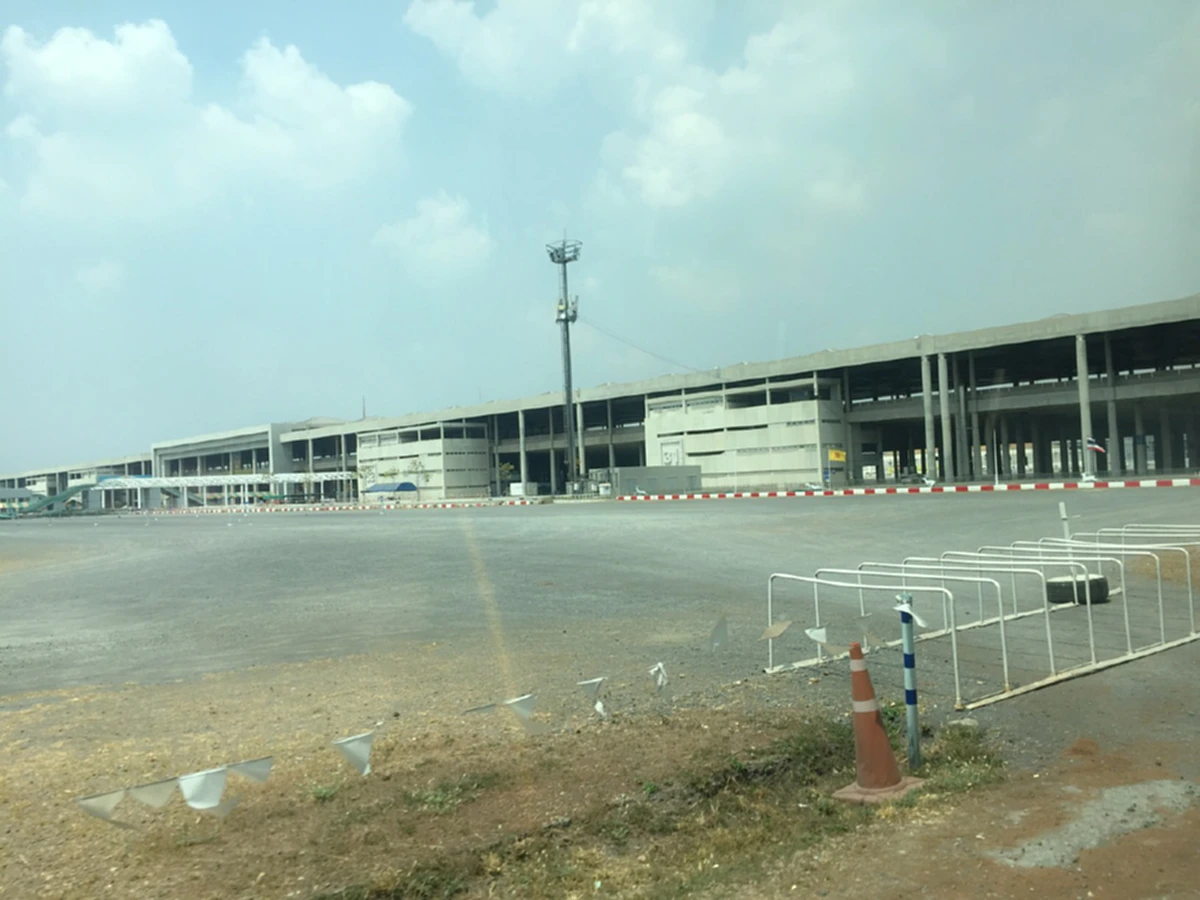 ค้นวัดอีกรอบ!!! "ดีเอสไอ" พร้อมเจ้าหน้าที่ เข้าวัดพระธรรมกาย หลังพบความผิดปกติ (รายละเอียด)