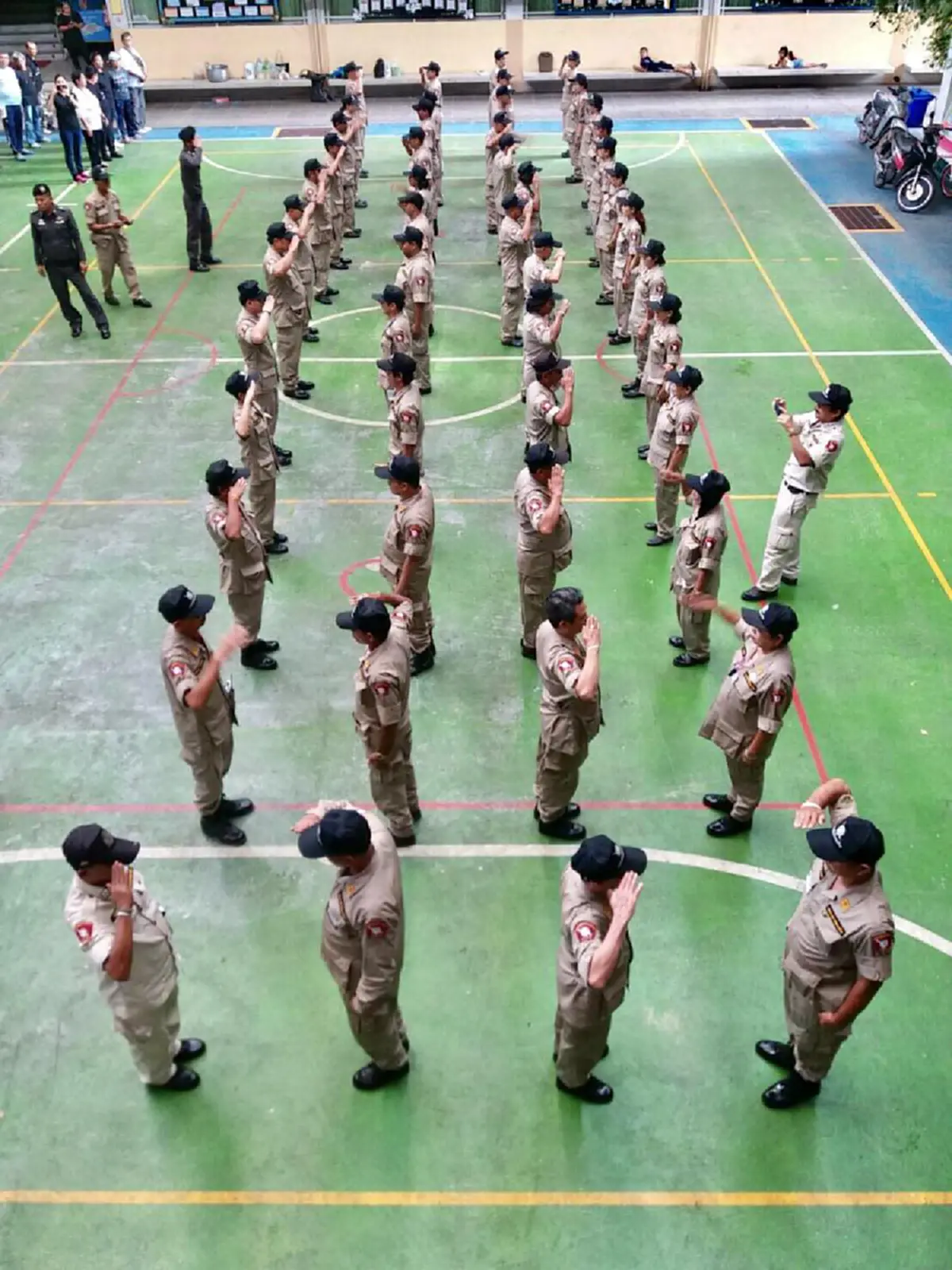 เจอดีแน่ระวังไว้!ตร.และ อส.!!สน.วัดพระยาไกร เดินหน้าเต็มสูบเสริมเขี้ยวเล็บ