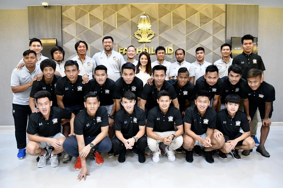 ดูรายชื่อฟุตบอล U 23 แล้วรู้เลยว่า เหรียญทองซีเกมส์แน่นอน !! รายชื่อ 27 คน ก่อนตัดเหลือเพียง 20 คนก่อนสู้ศึกซีเกมส์  (เจอดี - คลิป)