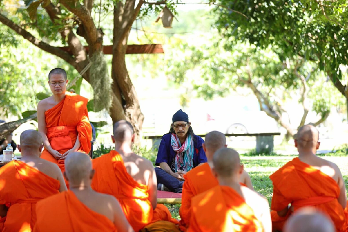 เปิดแนวคิดเพลง "พระราชาโพธิสัตว์" แอ๊ด คาราบาว แต่งจากธรรมะของ ว.วชิระเมธี เพลงที่ สาม อาลัยพ่อหลวง ร.๙