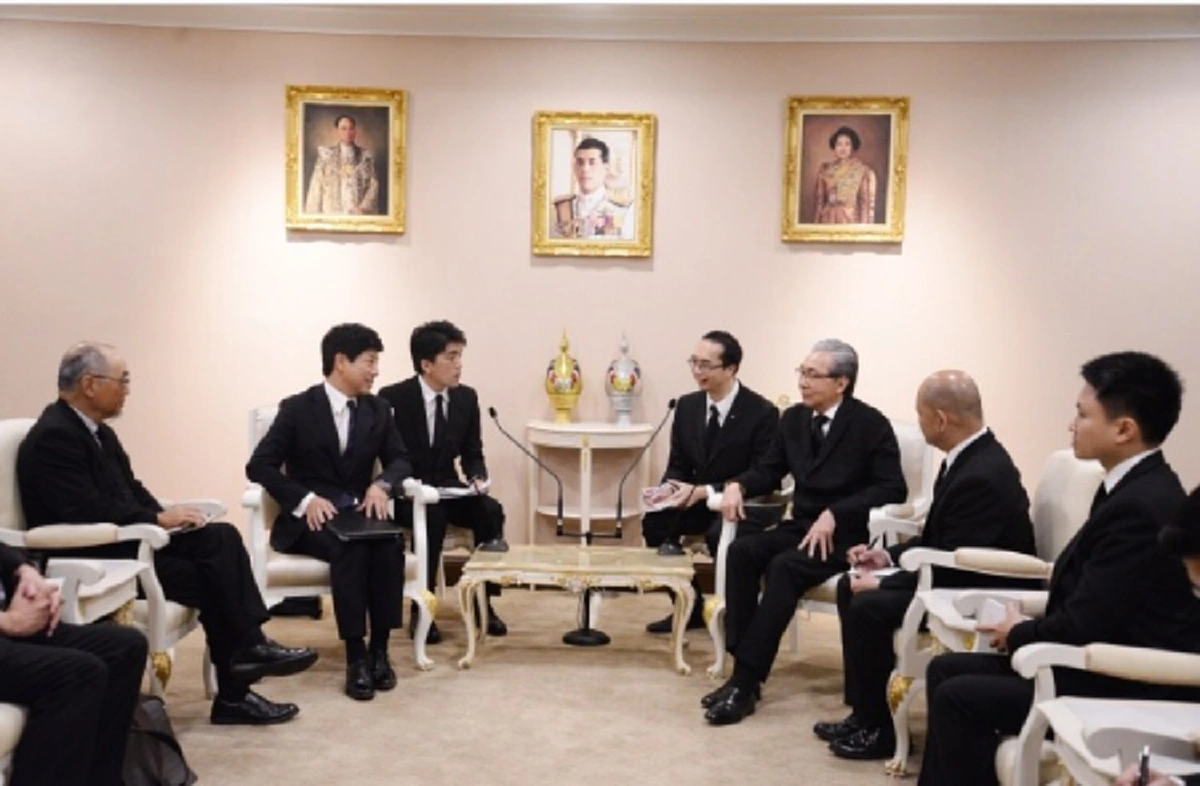 ไทยเนื้อหอมฝุดๆ หลังสมคิดเผยญี่ปุ่นสนใจลงทุนรถไฟความเร็วสูงกรุงเทพ-ระยอง  เผยรมต.เศรษฐกิจฯปลาดิบเตรียมนำนักธุรกิจ 500 คนเยือนไทย 11-13 ก.ย.