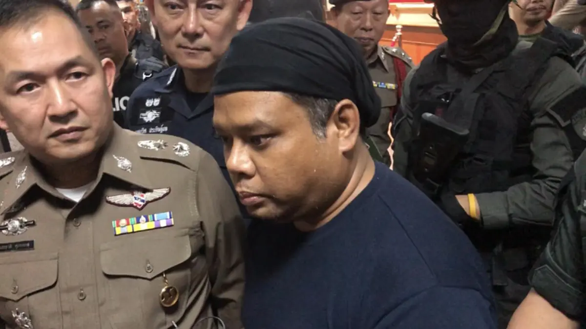 ด้วยแรงศรัทธา ชาวบ้านแห่เช่าเหรียญพระพุทธรูปเขาชีจรรย์ ปาฏิหาริย์บังเกิด "เสี่ยอ้วน" ปืนขัดลำกล้อง