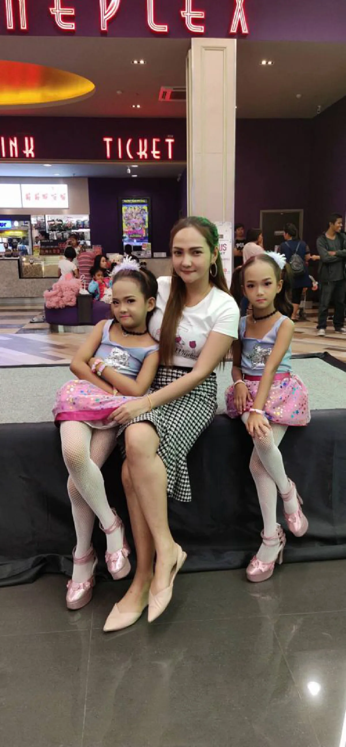 เธอตัดสินใจเก็บเงินอยู่นาน จนถึงเวลาขึ้นมา กทม.เพื่อทำศัลยกรรมอย่างจริงจังตามใจหวัง 