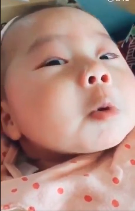 ทารกเจ้าบทบาท!!! เมื่อ "หนูน้อย" ร้องไห้เสียงดังลั่นก่อนเช็คเรทติ้งด้วย