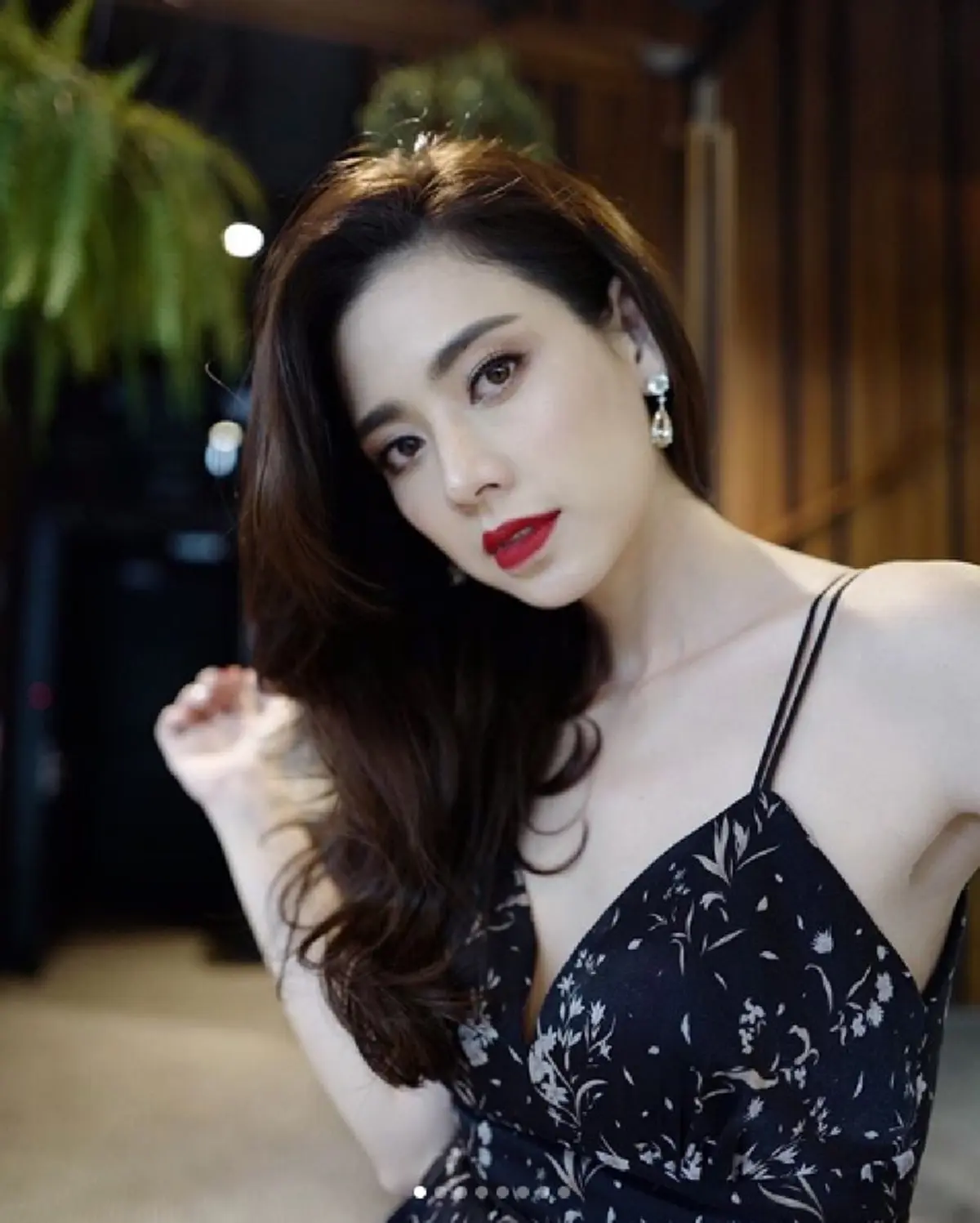 แซ่บสะท้านจนสามีหลง!!! "เอ๋ พรทิพย์" เผยเคล็ดลับเด็ด มัดใจสามี "ป๋อ ณัฐวุฒิ" แบบอยู่หมัด บอกเลยไม่ธรรมดา!!!