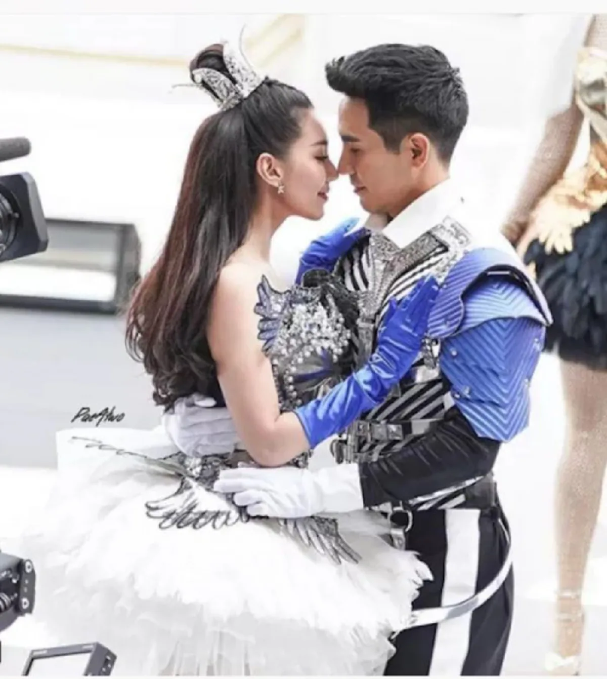 #อกหักกันทั้งประเทศ!! "พี่หมื่นโป๊ป" ยอมรับแบบแมนๆ ลั่นแล้ว "ชอบผู้หญิง" ในเรื่องบุพเพสันนิวาสจริงๆ แต่ดันไม่ใช่ "การะเกด" ทำสาวๆร้องไห้รัวๆ