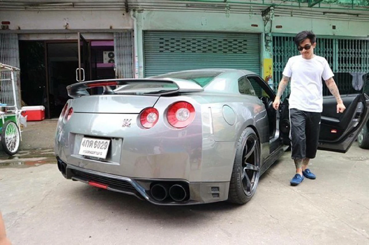 ส่องธุรกิจ !! "เสี่ยโป้" คนดัง! "เปิดบ่อนคาสิโน"ที่ต่างประเทศ ที่แท้ทำธุรกิจนี่เอง! ว่าแล้ว...ทำไมถึงรวยล้นฟ้า !! (ชมคลิป)