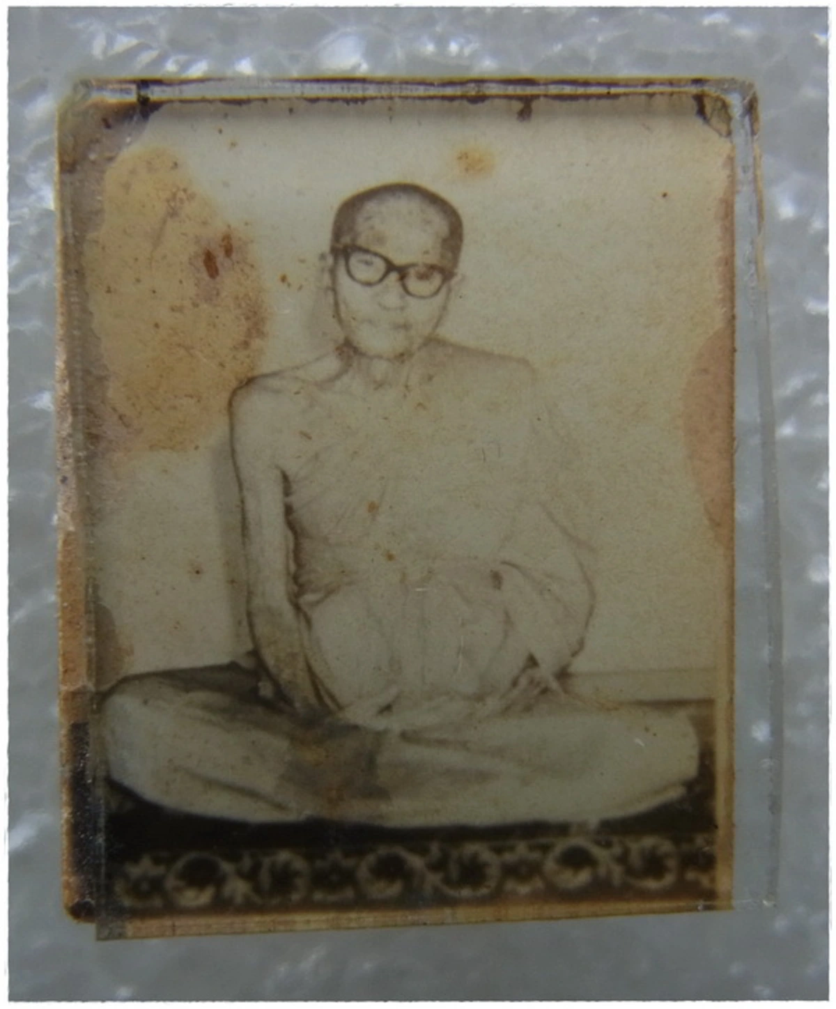 พระเถราจารย์ดังเมืองระยอง "หลวงพ่อโต วัดเขาบ่อทอง"ชำนาญเวทย์ด้านสมุนไพร ดองยารักษาชาวบ้านเป็นตุ่มๆ แม้คนบ้า..ยังรักษาหายได้ทันที.