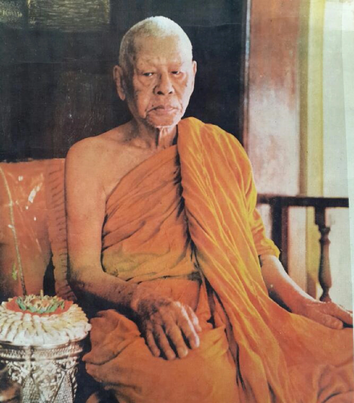 ฉันก็ไม่ได้รู้จักกับขุนบาลหวยที่ไหน!! เมื่อมีหญิงชาวสุพรรณฯ มาขอหวย "หลวงพ่อเงิน วัดดอนยายหอม" แต่กลับได้คำสอนอันน่าเลื่อมใสไปแทน กราบสาธุ!!