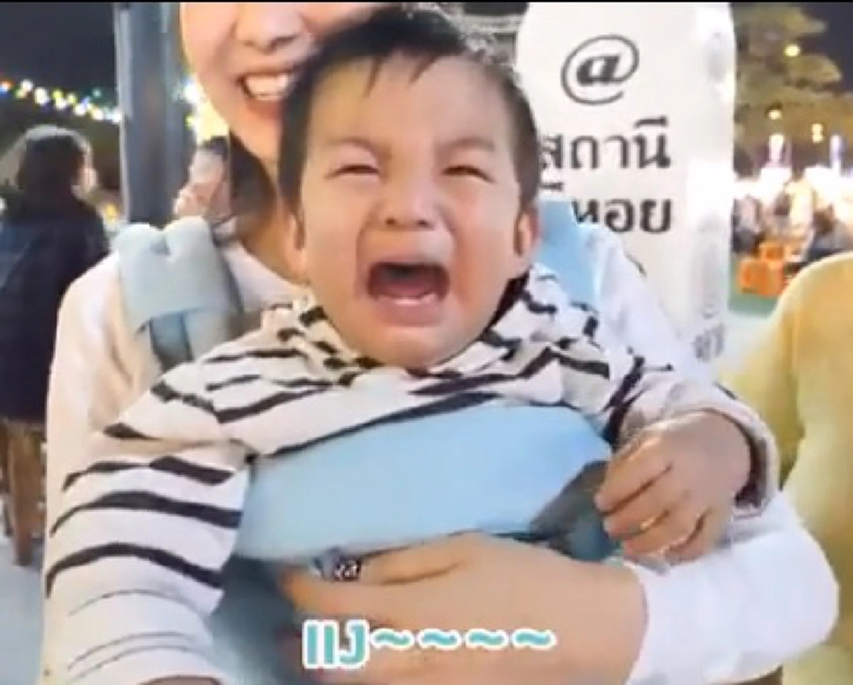 เป็นลูกเเม่ต้องอดทน!!!! "แพท ณปภา" แดนซ์มันสุดเหวี่ยง จัดหนักจัดเต็ม จนลืมไปเลยว่าอุ้มน้องเรซซิ่งอยู่!!! (คลิป)