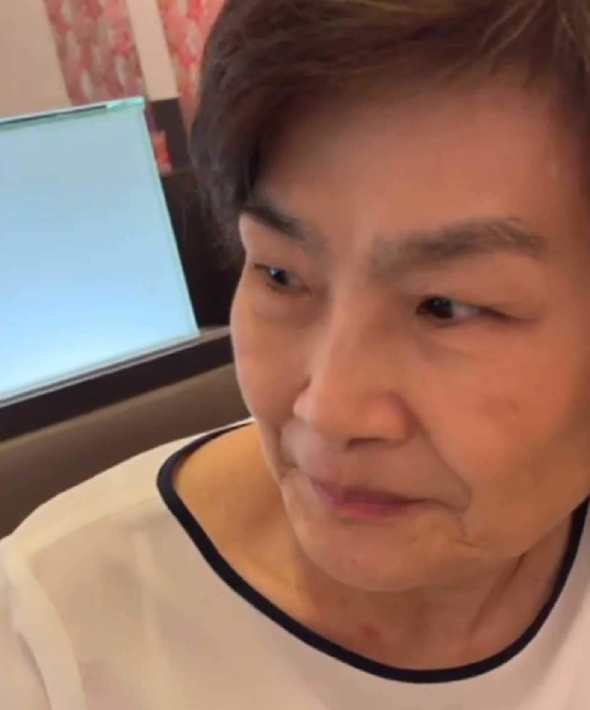 บ้านฉัตรบริรักษ์ยิ้มแก้มปริ น้องวันใหม่ เรียนดีได้เกรด 4.0 ทุกวิชา (คลิป)