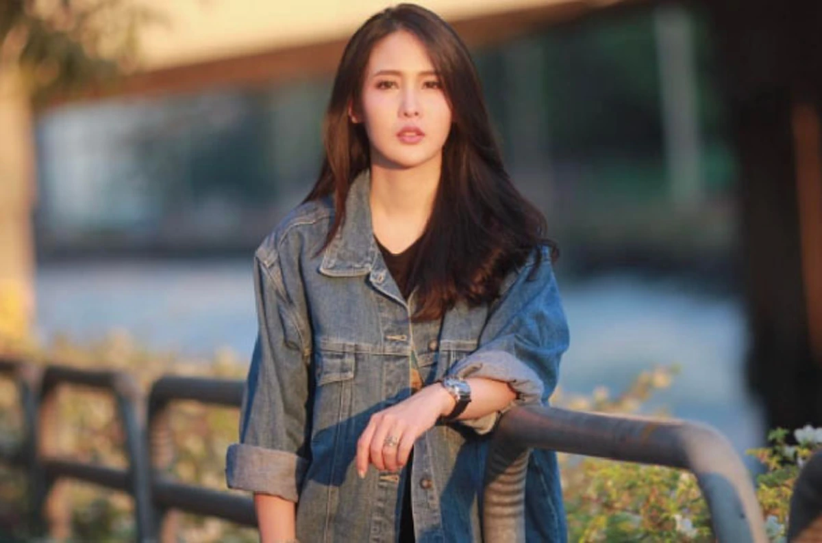 ***ตะลึงตาค้าง !! เปิดภาพ "น้องน้ำใส" ลูกสาว "แอนนา ชวนชื่น" บอกเลยว่าไม่ธรรมดา สวยระดับนางงาม งานนี้หนุ่มๆมีใจละลายแน่นอน !?