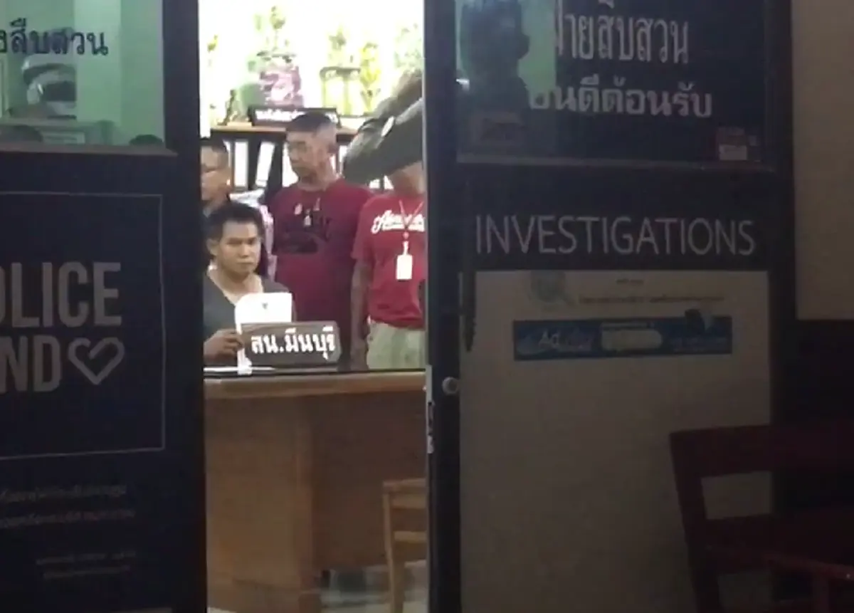 เพื่อนบ้าน แจ๊ส ชวนชื่น  โผล่มอบตัวแล้ว (คลิป)