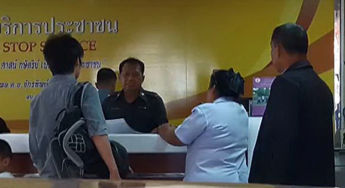 ทำดีไม่หวังผล!! กระเป๋ารถเมล์ พบเงินกว่าล้านบาท นำส่งเจ้าของ ได้ขนม 2 ห่อ เป็นสินน้ำใจ