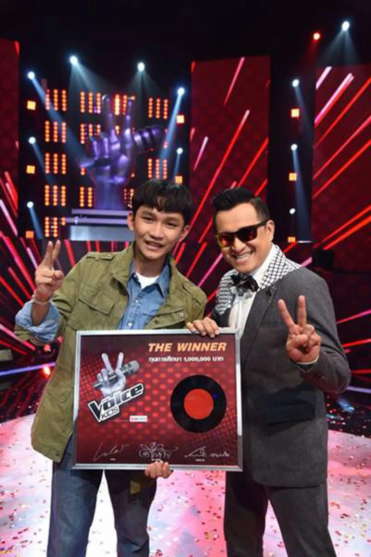 ชีวิตจริงยิ่งกว่านิยาย!!! เปิดประวัติ "น้องแน็ท" แชมป์ The Voice Kids ร้องเพลงหาเงินช่วยพ่อแม่ นักสู้เพื่อชีวิตผู้ไม่เคยทิ้งความฝัน!!!