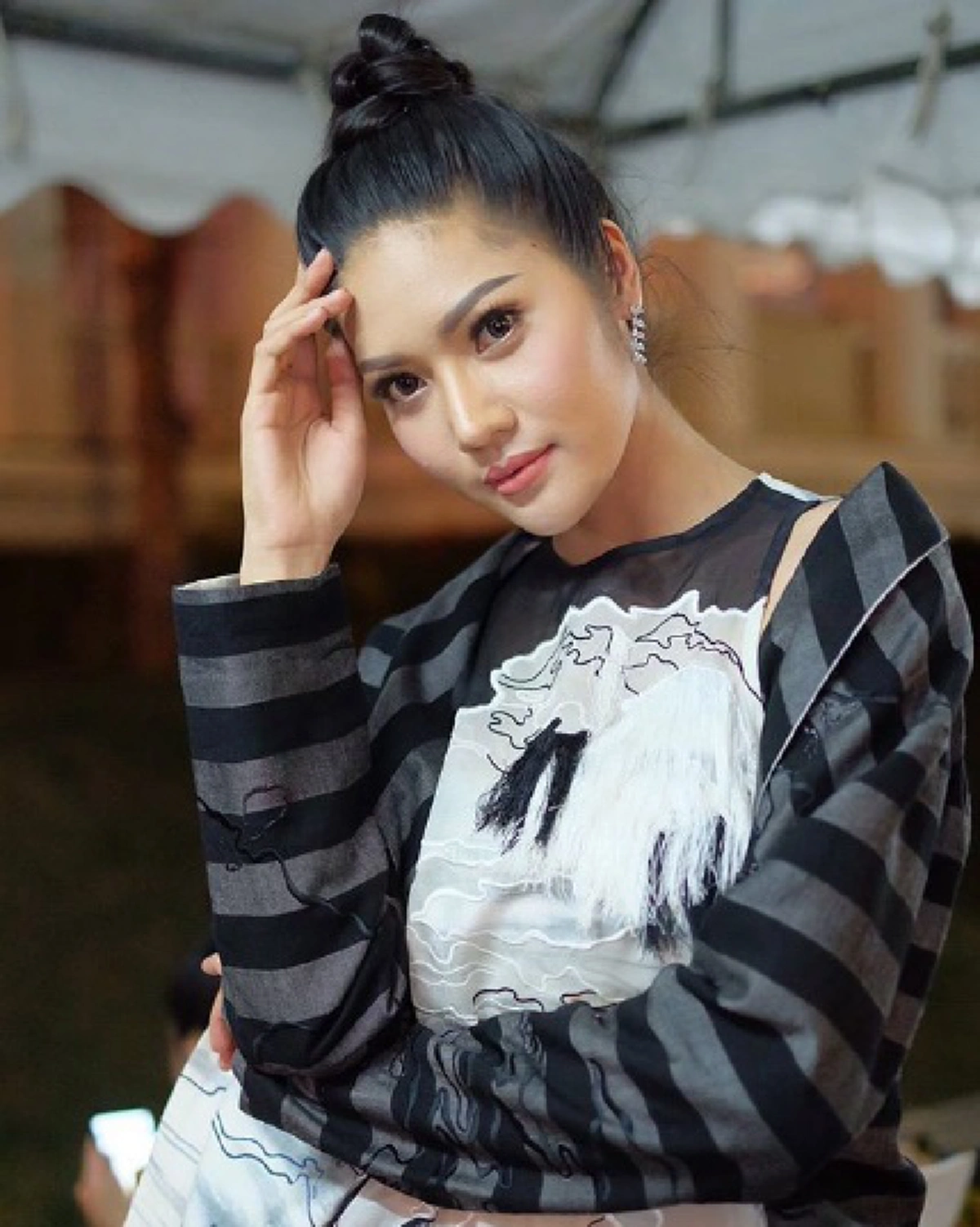 ่สุดของชีวิต !?!! “มอส” กว่าจะเป็นมิสแกรนด์ ..เด็กบ้านๆ ธรรมดา !?จนเธอเอ่ย ไม่รู้จะใช้คำไหนอธิบาย มีบ้านให้พ่อแม่