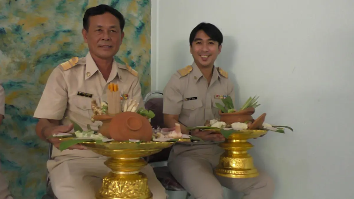 ไม่ตกเทรนด์ พานไหว้ครูสุดคุ้มค่าสไตล์ชาบู