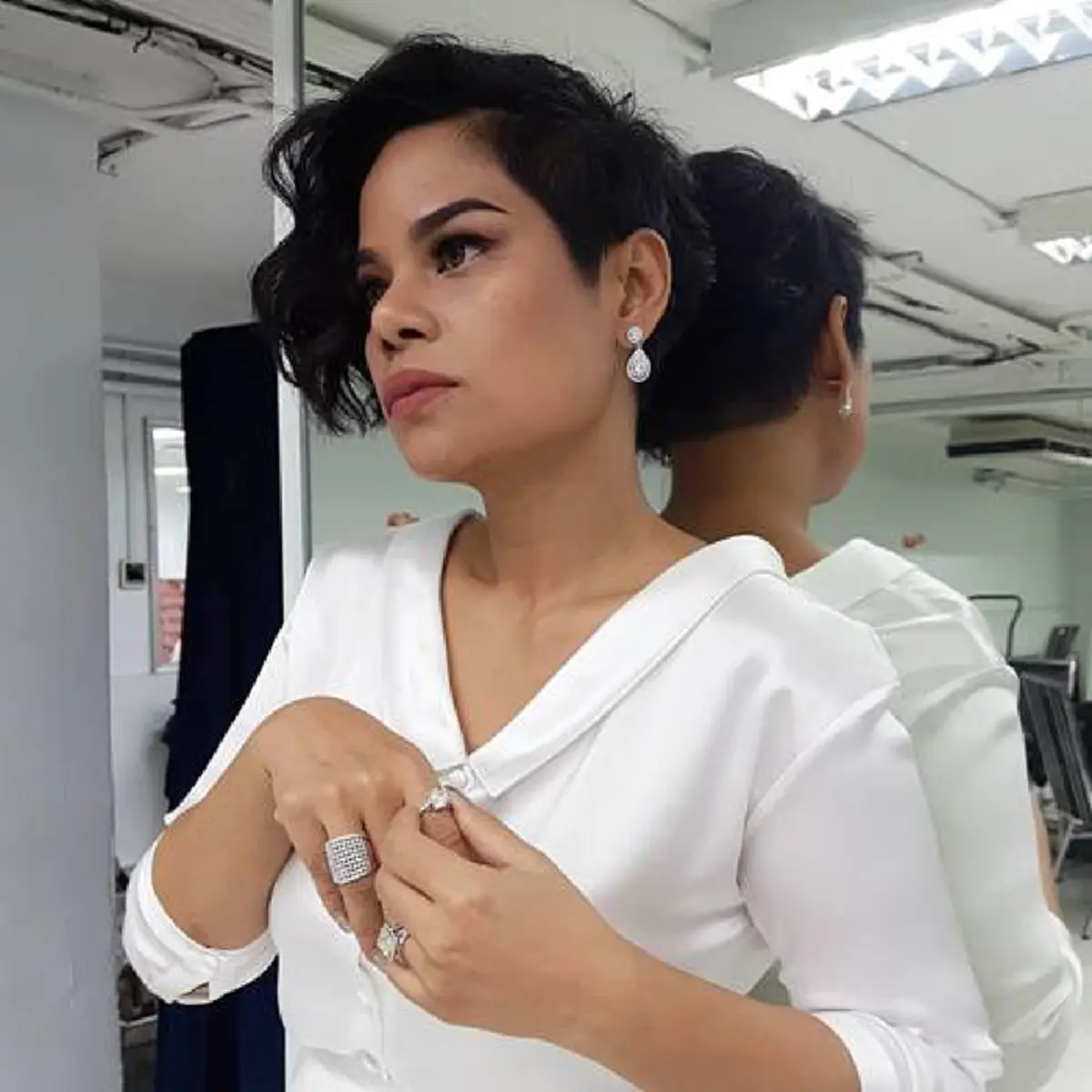 ตอกกลับ...แบบจุกๆ!!! "โอปอล์" ออกโรงป้อง "ศิลปินเกาหลี" หลังถูกหญิงแย้ วิจารณ์หนังหน้า ซัดหนักการล้อเลียนคนอื่น..มันไม่ตลก!!!