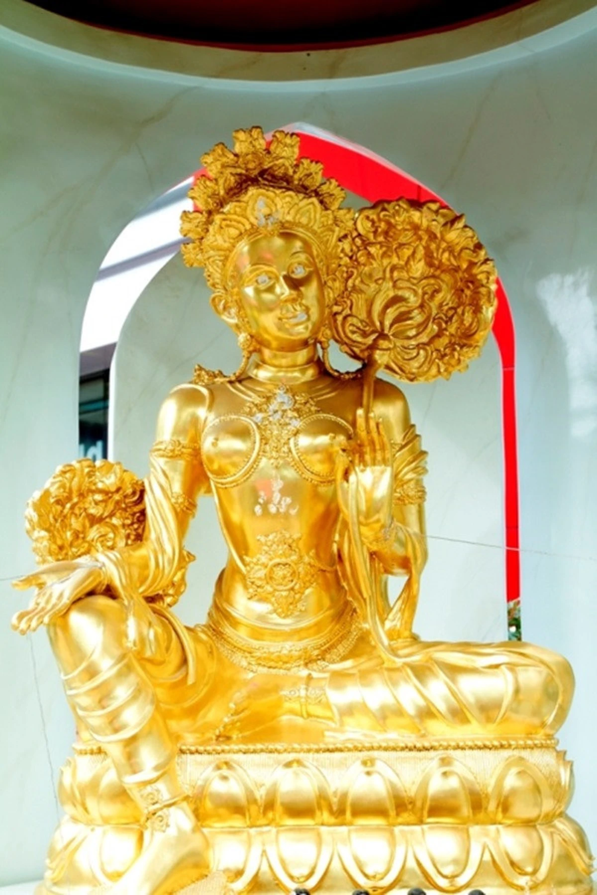 อีกหนึ่งวิธีสร้างสิริมงคลให้ตนเอง!! รวม 7 สถานที่ขอพรมหาเทพและมหาเทวี ย่านราชประสงค์ที่ศักดิ์สิทธิ์และมีชื่อเสียงที่สุดของประเทศ!