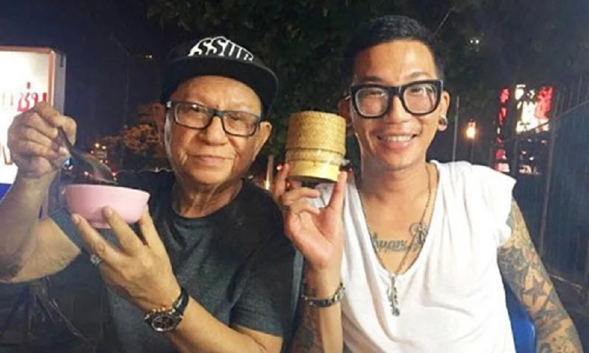 "พ่อดม ชวนชื่น" พูดสั่งเสียก่อนสิ้นใจ วันหนึ่งถึงคิวก็ต้องไป ใครอยากให้กินอะไรรีบๆเลยนะ ฝากถึง "แจ๊ส" พ่ออยากได้รองเท้าสีขาว