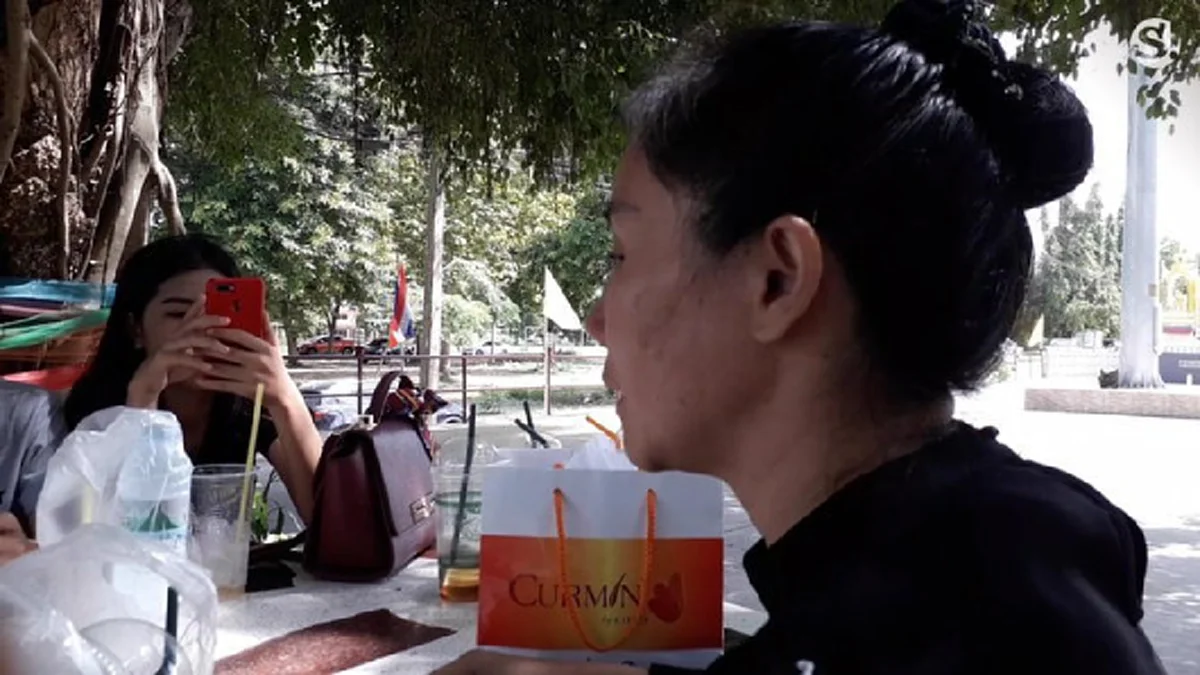 ภรรยาคนขับเก๋ง HRV เผยสามีพูดเป็นลางก่อนประสานงารถตู้ไฟลุกท่วมเสียชีวิต