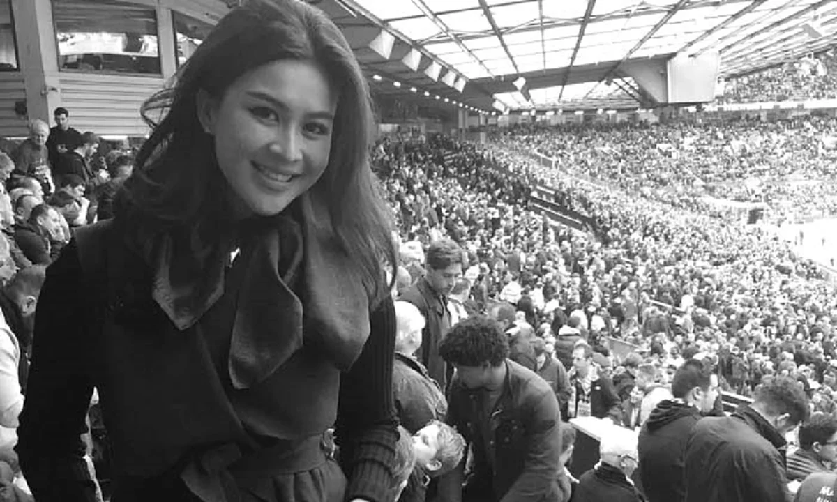 นุสรา สุขหน้าไม้