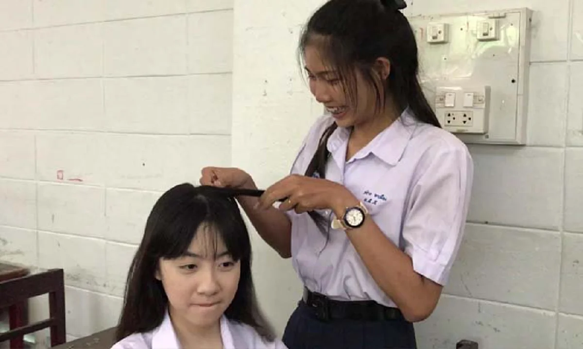 เปิดโฉมหน้า "น้องฟิวส์ บิวตี้"สาวม.5 รับถักเปีย-ทำผมให้เพื่อน