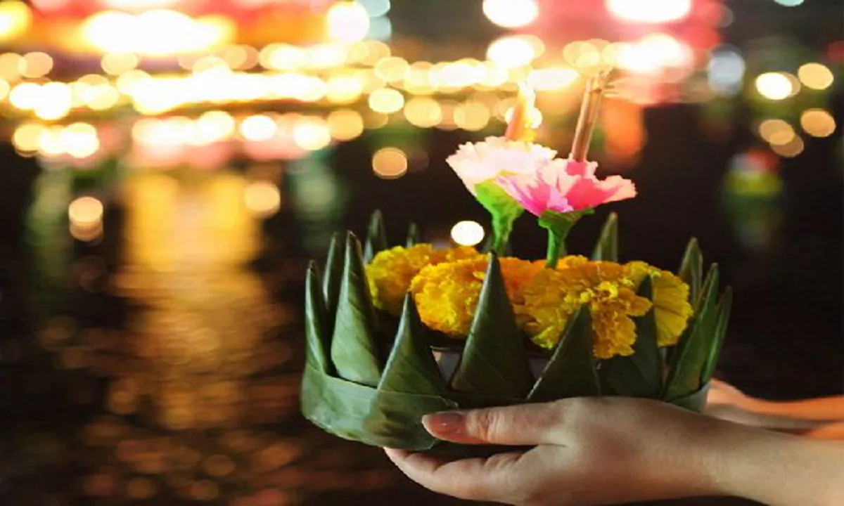 เบญจกัลยาณีศรีสุโขทัย!! เปิดประวัติ "นางนพมาศ" หรือ "ท้าวศรีจุฬาลักษณ์" สนมเอกของพระร่วงเจ้า ผู้คิดค้นประดิษฐ์กระทงเป็นคนแรก #ลอยกระทง !!