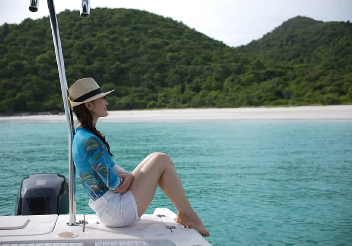 ซูมดูกันชัดๆ! ส่องภาพชุดว่ายน้ำ "แอน ทองประสม" บอกเลยสวยสมกับเป็นกุลสตรีสุดๆ! (ชมคลิป)