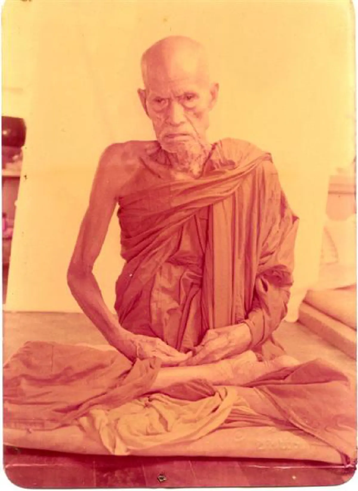 หยอกล้อเพื่อนเก่า!!  "หลวงพ่อสงฆ์" บังคับให้เรือหมุนเล่นหลังวัด.. พอเพื่อนโกรธ ให้เรือแล่นทวนน้ำเฉยเลย วิ่งตามแทบไม่ทัน.