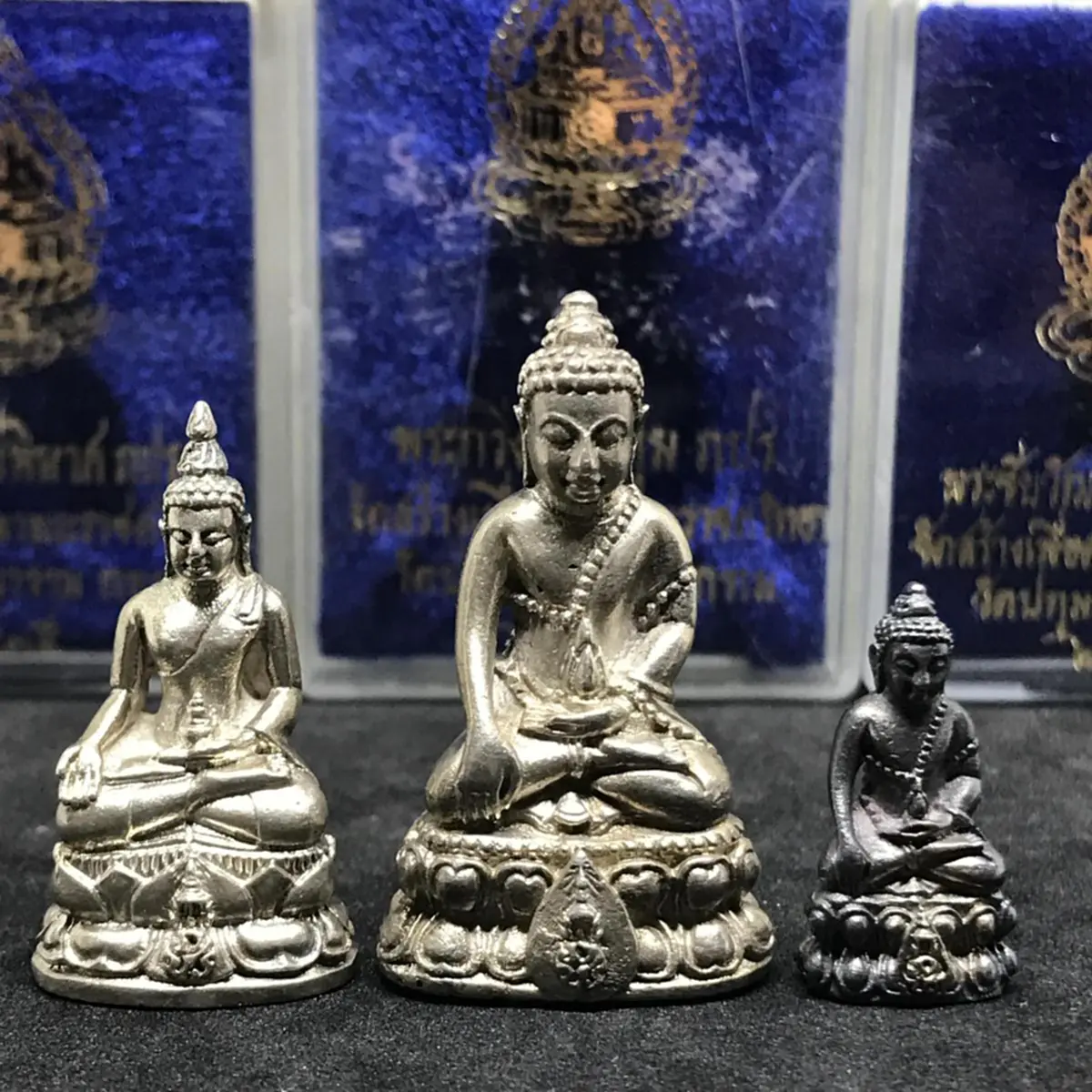 “พระกริ่งไพรีพินาศ ภปร.รุ่นแรกของประเทศไทย”ในหลวง ร.๙ เสด็จเททอง สมเด็จญาณสังวรฯ อธิษฐานจิต เกจิดังทั่วไทยร่วมพิธี