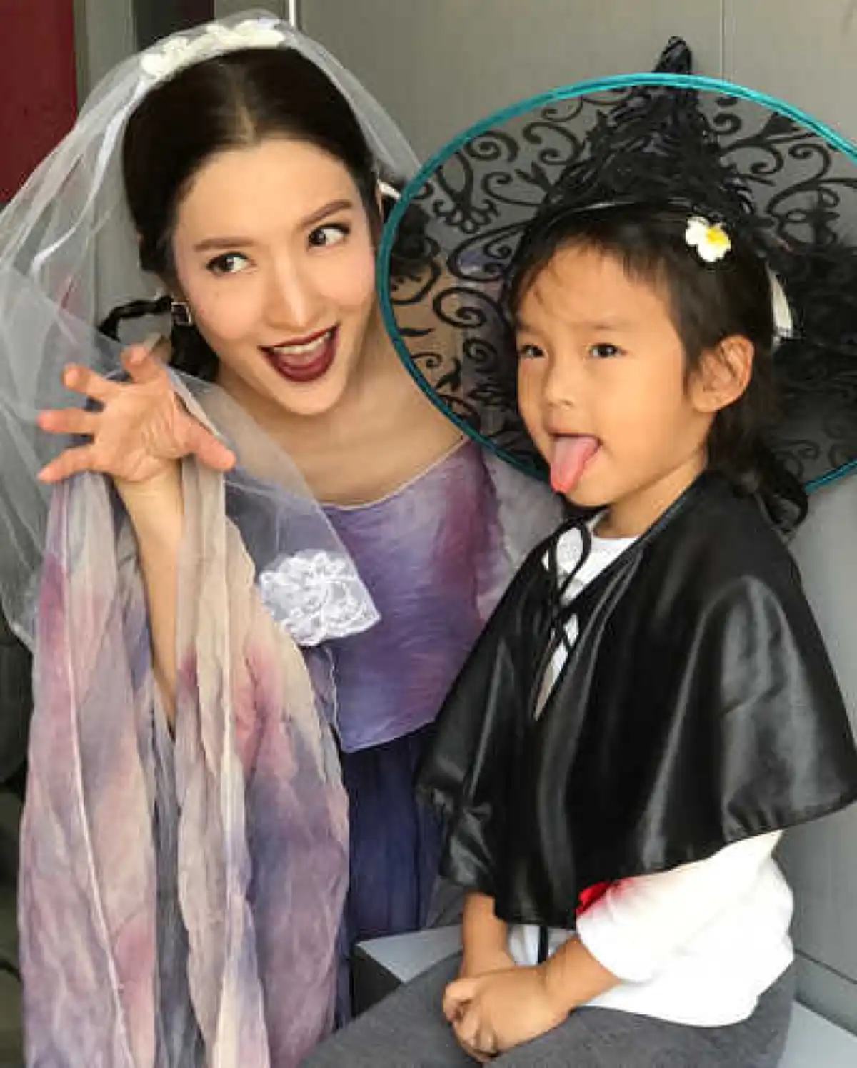 ดั่งเพชรเม็ดงาม ย้อนดูความสมบูรณ์ "แอฟ ทักษอร" ความเพอร์เฟคหาใครเหมือน