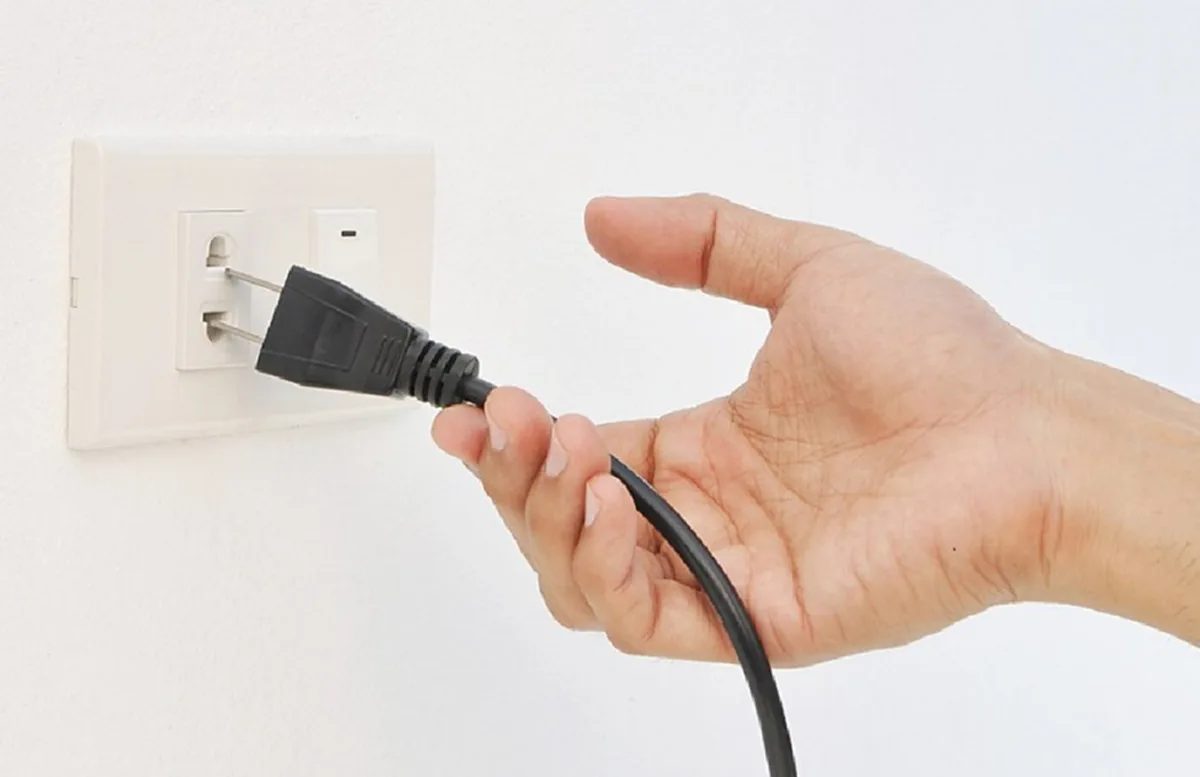 รู้แล้วต้องรีบแชร์ 10 วิธีประหยัดไฟ ได้ผลจริง สิ่งที่การไฟฟ้าไม่เคยบอกให้รู้!!